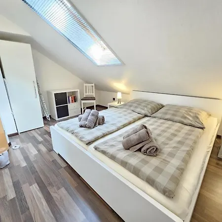 Apartment Nordheimstraße 150 6 *