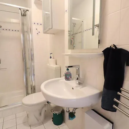 아파트 Nordheimstrasse-150-wohnung-6 쿡스하펜