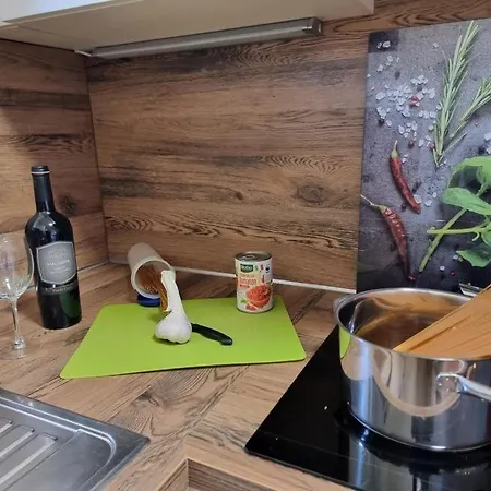 Nordheimstrasse-150-wohnung-6 아파트 *